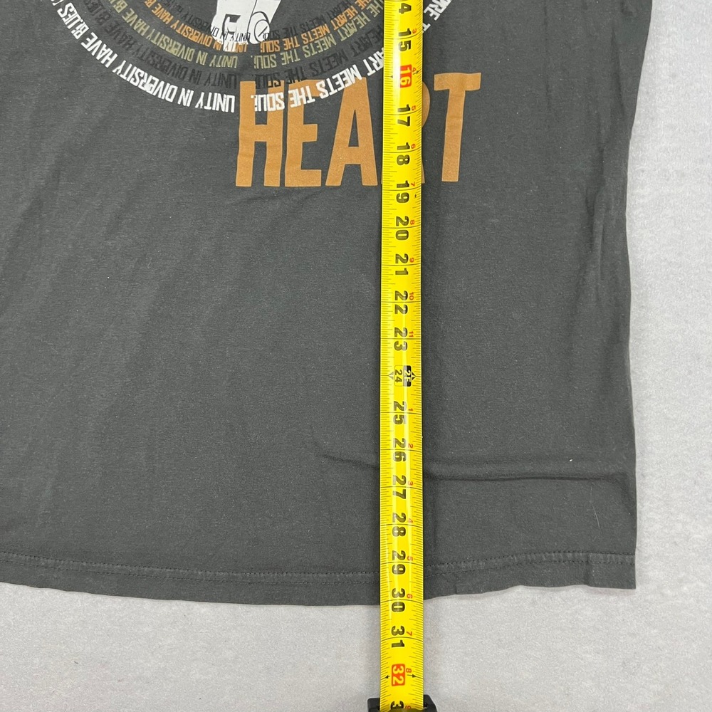 House of Blues Anaheim Graphic T-Shirt Adult L Heart Diversity Promo California - Picture 8 of 8
